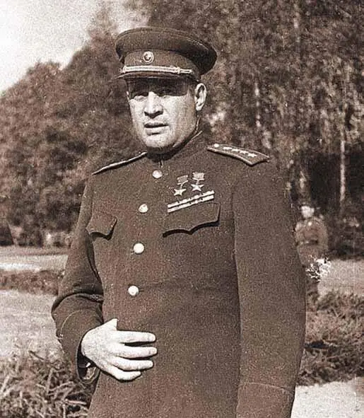 29 июня 190618 февраля 1945 Родился в г Умань Черкасской области Украина - фото 32