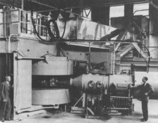 Циклотрон Калифорнийского университета 1939 год Радиоактивность всегда - фото 41