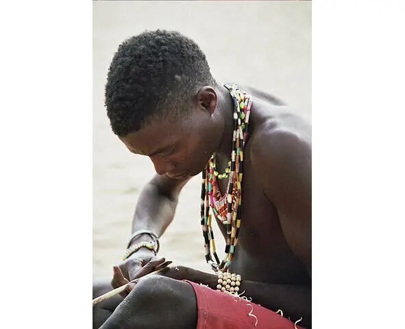 4 Мужчина племени Хадза фото из статьи Википедии Хадза Автор Idobi - фото 5