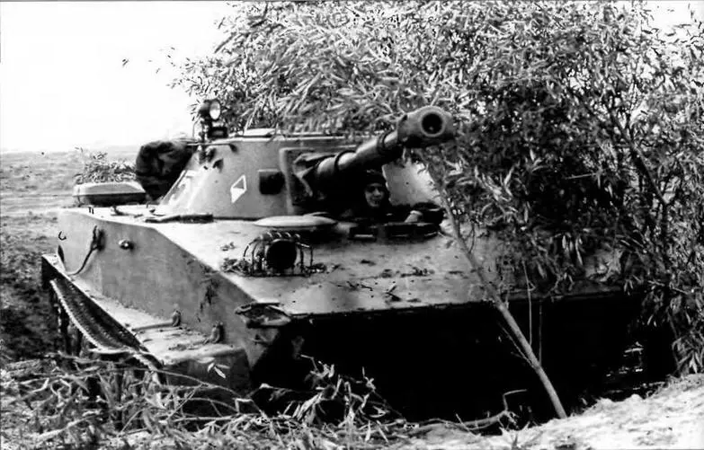 Плавающий танк ПТ76Б на боевой позиции Учения Днепр сентябрь 1967 года - фото 22