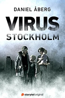 Daniel Åberg Virus: Stockholm - S1 обложка книги