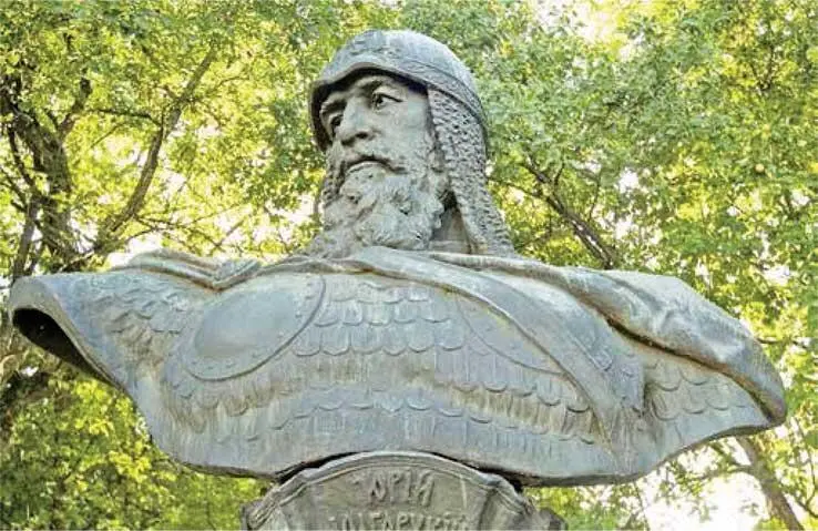 Памятник Юрию Долгорукому в ПереславлеЗалесском В начале луцкого похода - фото 7