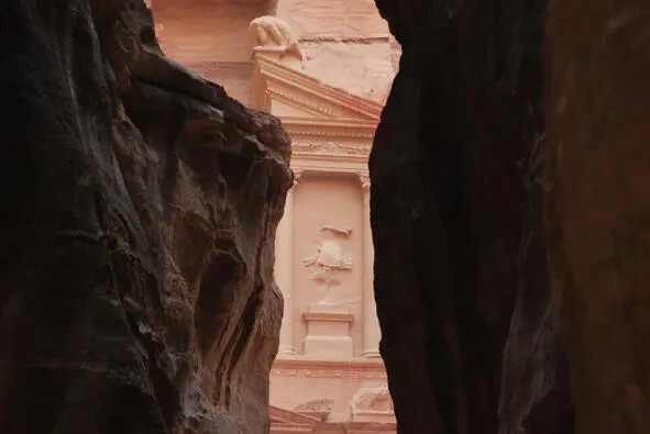 Пока не выводят к храму АльХазне Петра храм АльХазне - фото 15