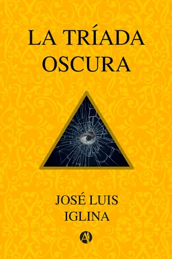 José Luis Iglina La triada oscura обложка книги