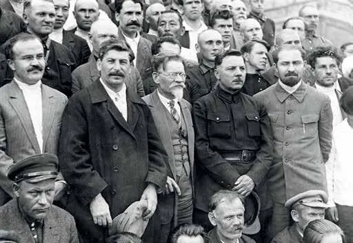 На XVI съезде компартии Однако самые тревожные новости пришли не с Карельского - фото 36
