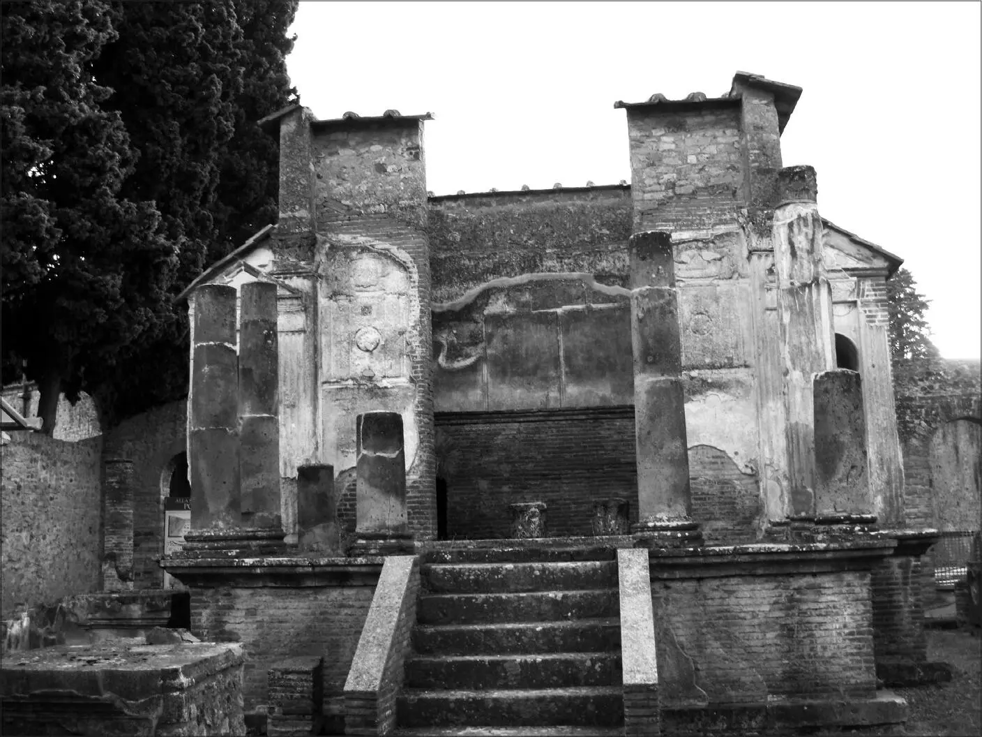 Der IsisTempel in Pompeii Foto Udo Schnelle KybeleMagna Mater Der - фото 26