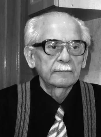 Родился 3 апреля 1928 года в селе Кезьмино Сурского района Ульяновской области - фото 7