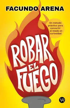 Faundo Arena Robar el fuego обложка книги