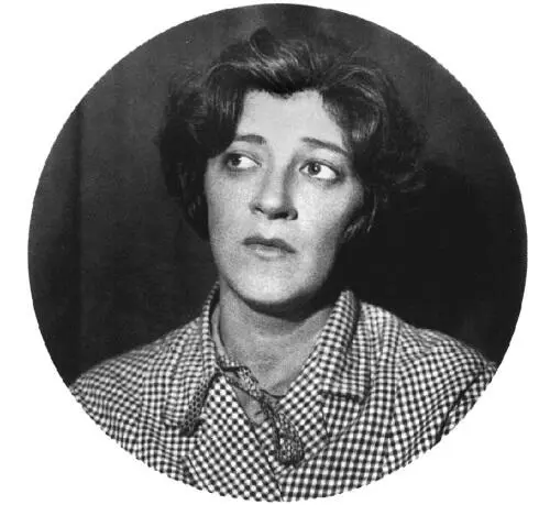 ФГ Раневская в 1931 г Фаина Раневская в роли Зинки из Патетической сонаты - фото 43