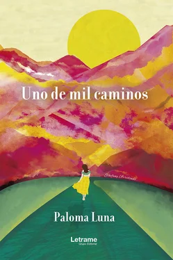 Paloma Luna Uno de mil caminos обложка книги