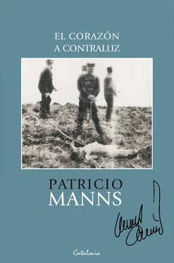 Patricio Manns ﻿El corazón a contraluz обложка книги