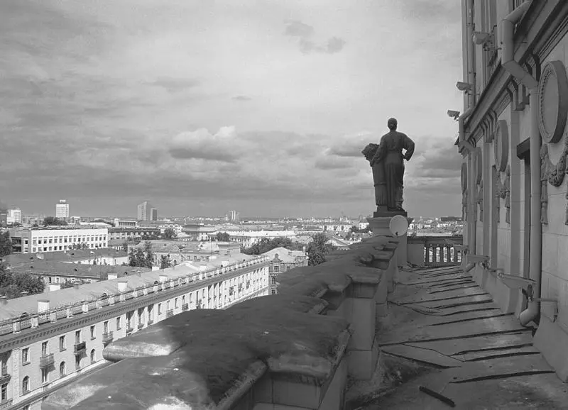 Боги Города Солнца Крестьянка Площадь Ворот встретит вас двумя пирамидальными - фото 4