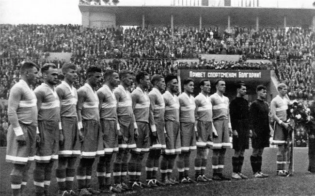 Команда Динамо Москва 1940 год Тем временем товарищу Круглову удалось - фото 4