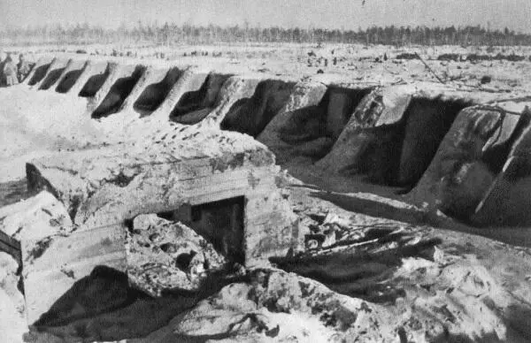 Линия Маннергейма Жох вышел в центр открывая огонь и поворачиваясь вдоль - фото 23