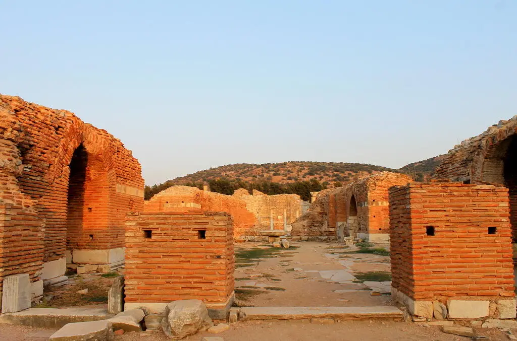 Тайна Святого Иоанна Богослова Церковь святого Иоанна St John Kilisesi - фото 16