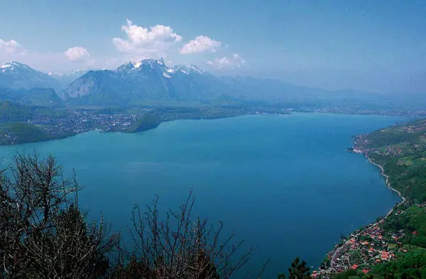 Glazial entstandener See Thunersee Unter dem Begriff Stillgewässer werden - фото 55