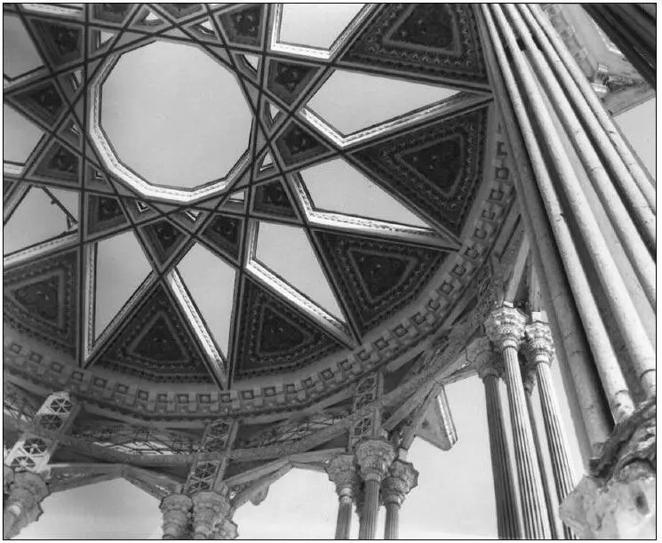 69 С Полупанов Беседка перед павильоном Узбекистана на ВСХВ сейчас - фото 79