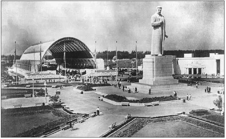 87 В С Андреев И Г Таранов Павильон Механизация 1939 Справа - фото 98