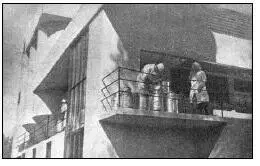 128 А К Буров Образцовая молочная ферма построенная для фильма С - фото 139