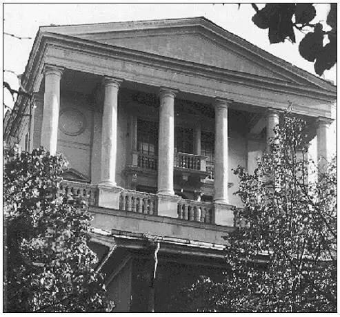 140 Портик жилого дома 19 по улице Горького Архитекторы Парусников и - фото 151