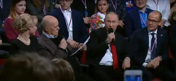 Но спустя какоето время Путин В В неожиданно огорошил граждан России - фото 8