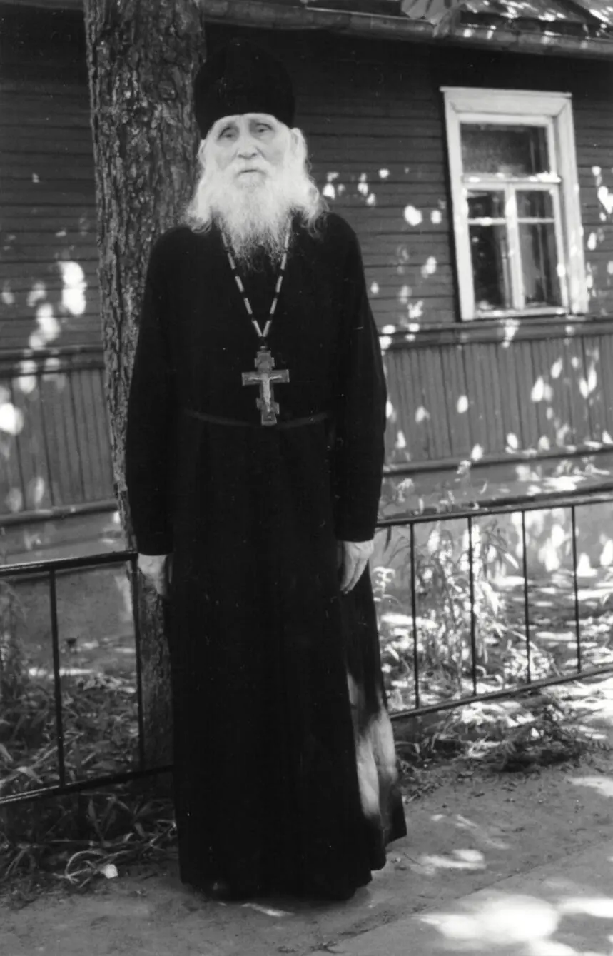 Нечто подобное в тот момент испытывал и я Гдето на краешке сознания - фото 2