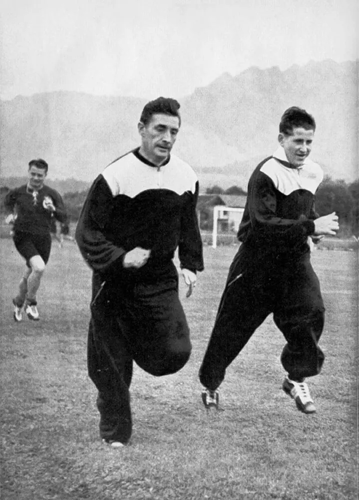 Ein alter Mann ist doch kein Schnellzug sage ich zum Boss als ich auf dem - фото 30
