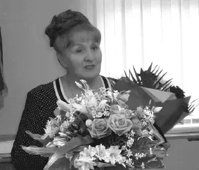 Родина село Загаринка Казахстан В Крыму с 1965 года Образование получила - фото 27