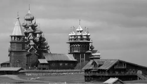 Das Kirchenensemble Kishi auf der gleichnamigen Insel im Onegasee im russischen - фото 22