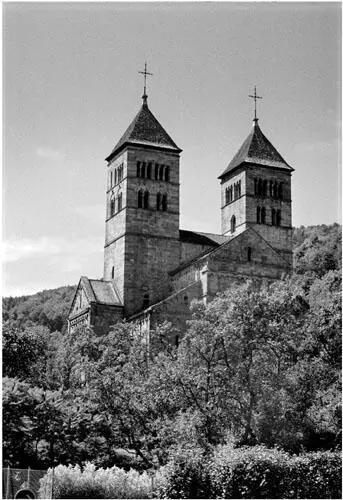 Von der 727 von Eberhard aus dem Haus der Etichonen gegründeten Abtei Murbach - фото 10