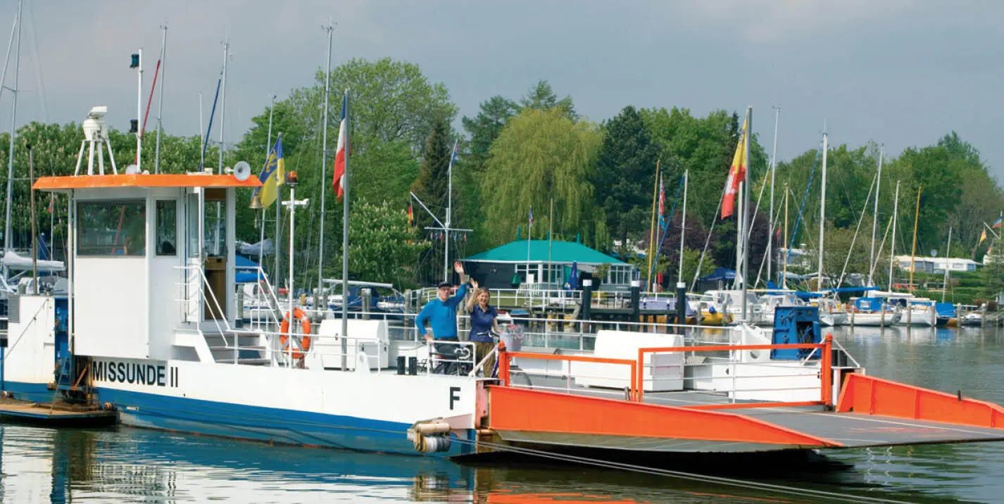 Foto Ingo Wandmacher Auf der Missunder Fähre Am südlichen Ufer der Schlei - фото 29