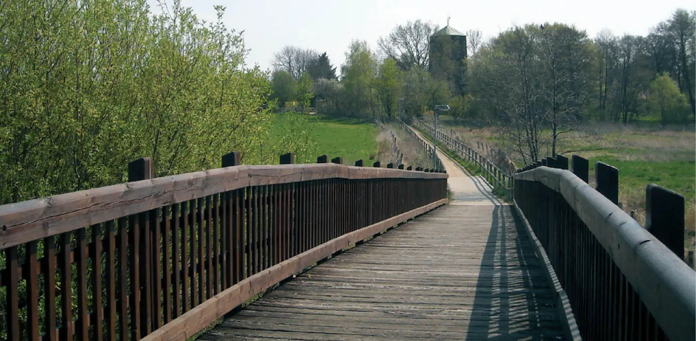 Foto Heike Götz Die Billebrücke bei Kuddewörde Gut gestärkt an Leib und - фото 12