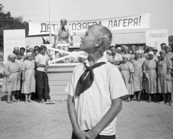 А он был таким как я и сбежал из лагеря На него стучали Ранний протест - фото 8