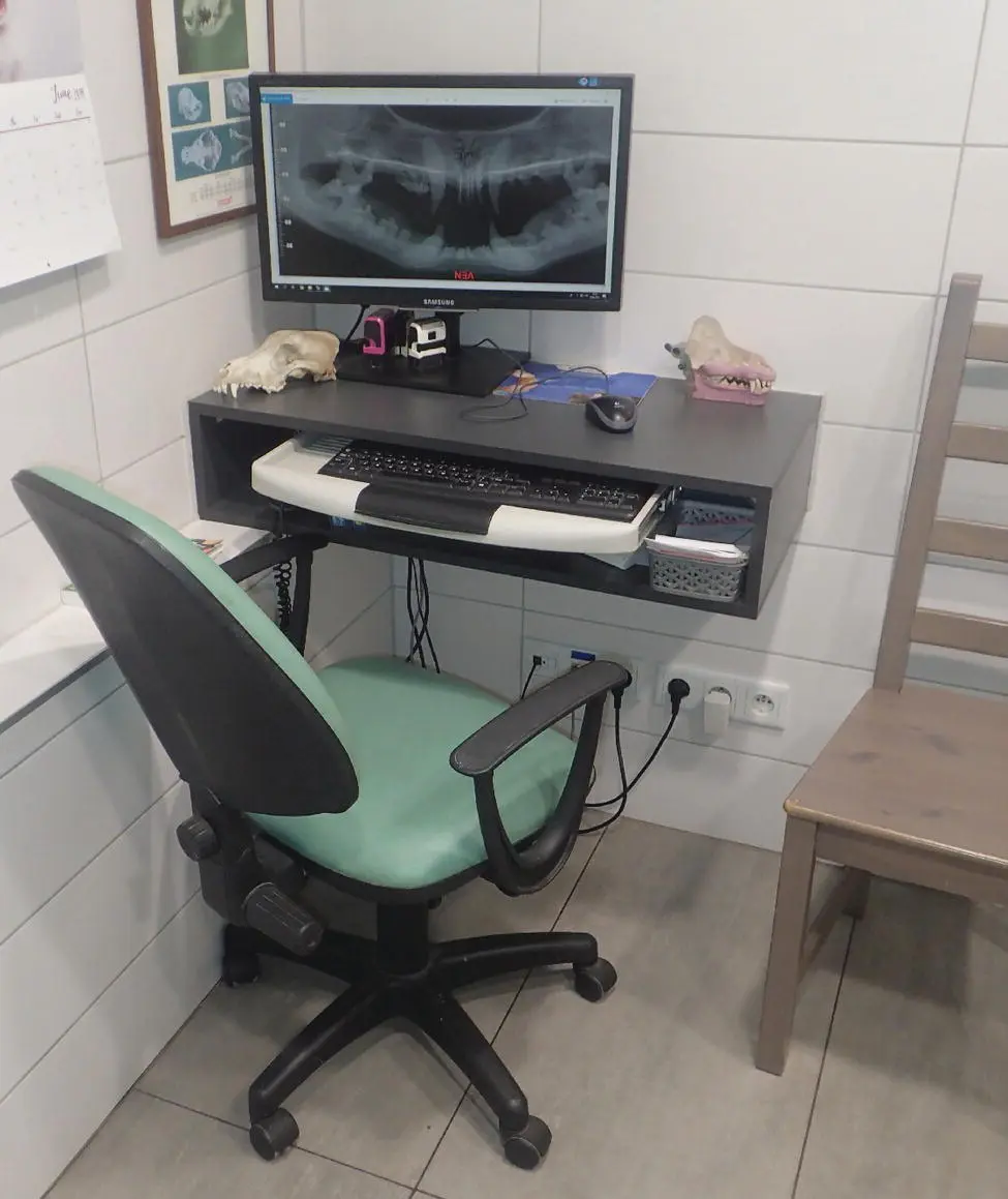 Figure 116 Discussion in the consulting room is easier when a highquality - фото 20