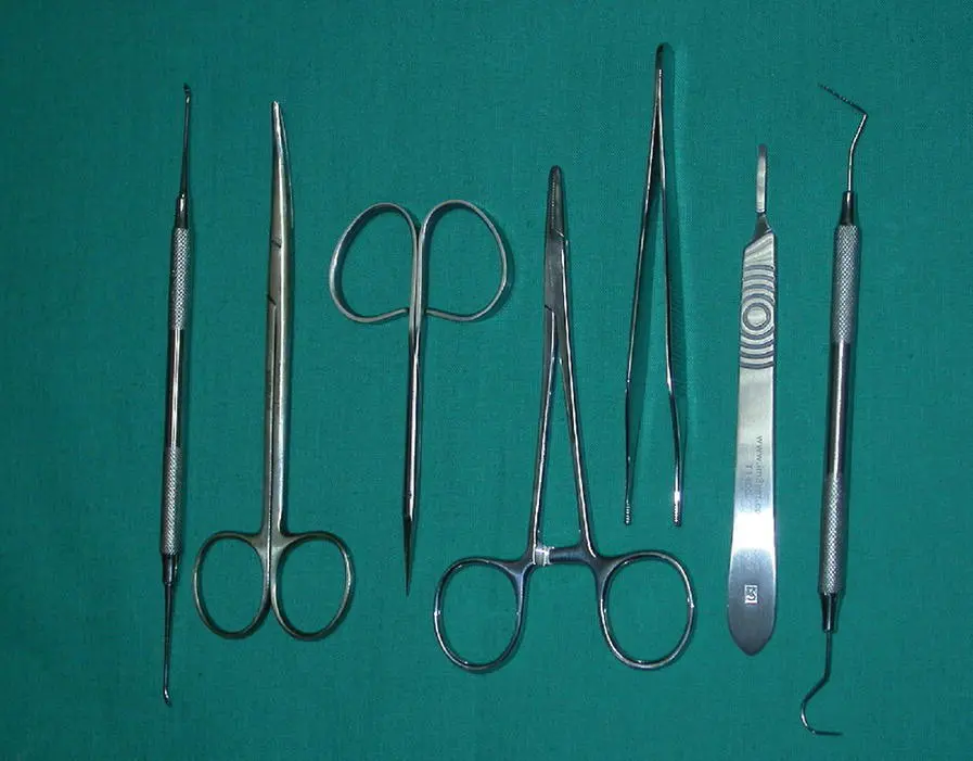 Figure 128 The oral surgical general kit includes from left periosteal - фото 32