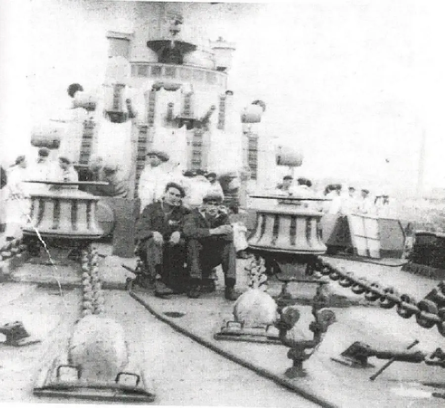 Фото 2 Корабельная практика на крейсере Комсомолец 1966 НГ Рыжман - фото 2