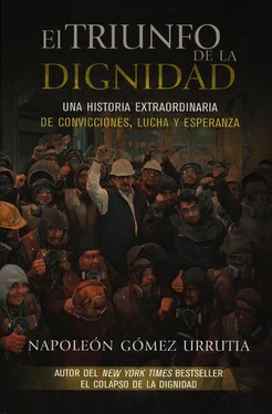 Napoleón Gómez Urrutia El triunfo de la dignidad обложка книги