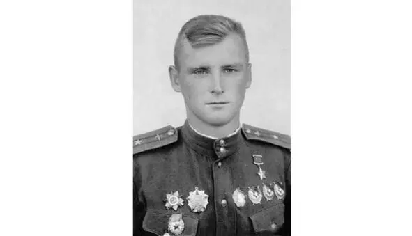 Михаил Одинцов Я же попал в другой мир сейчас Мне сейчас всё как экзамен - фото 12