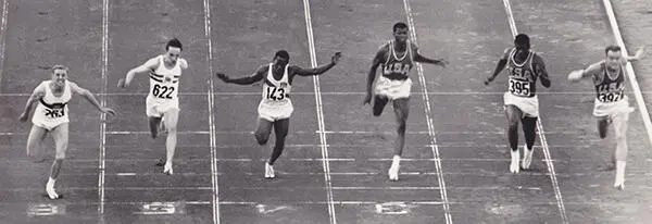 100mFinale Rom 1960 Links außen Armin Hary BRD Rechts außen wirft sich - фото 2