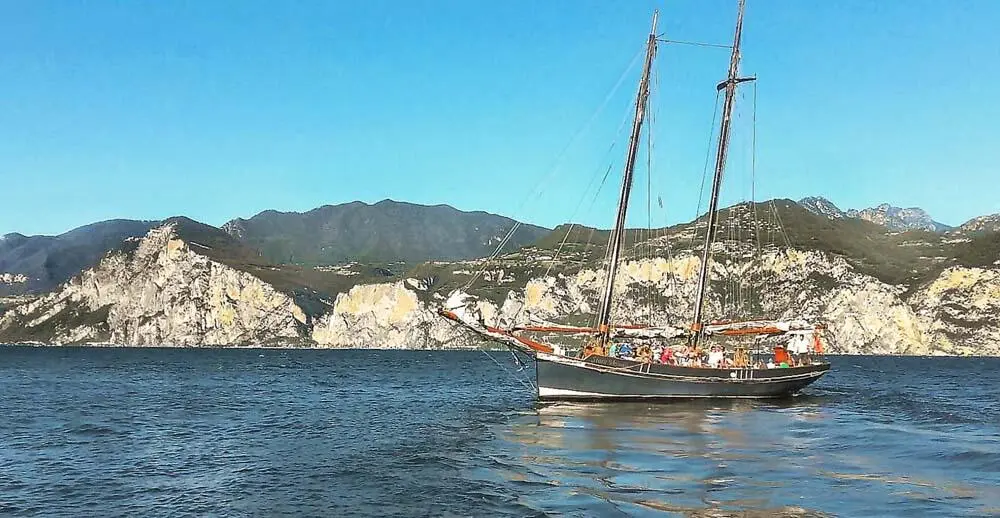 Segelschiff Siora Veronica Kein Ort nirgends Am Stiel im Norden ist der - фото 10