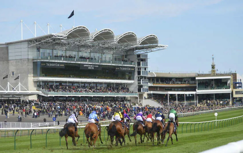 Die Rowley Mile in Newmarket Foto Courtesey of the English Jockey Club Auf - фото 6