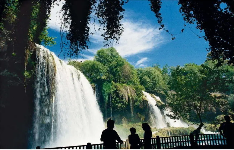 Abb 5 Antalya der Obere DüdenWasserfall Diese Ebene bot den ersten - фото 8