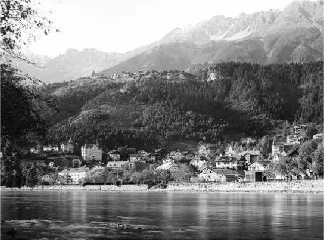 Ansicht von Mühlau 1920erJahre Der Vater Heinz Stecher entstammte einer - фото 2