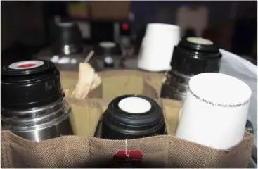 Kaffee und Tee um den Frauen durch die Nacht zu helfen Manchmal merken wir - фото 17