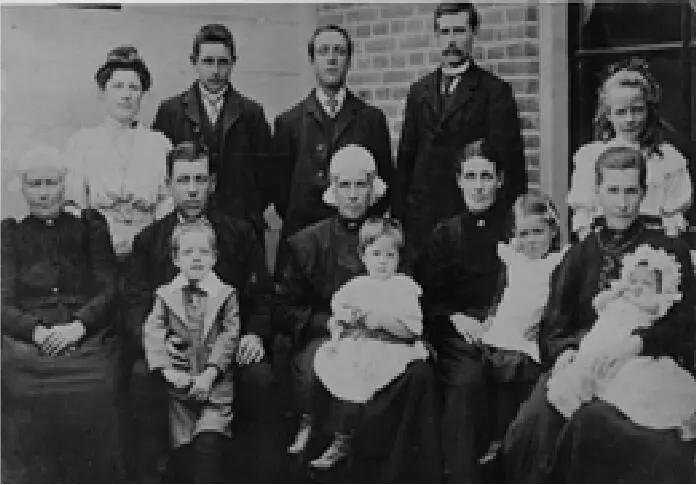 Familie Albert Westerbaan Kinder und Enkelkinder Jantje oben rechts Die - фото 7