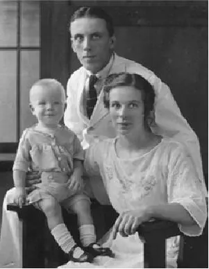 Das sogenannte Hochzeitsfoto Die nächsten 11 Jahre verbringt die Familie - фото 11
