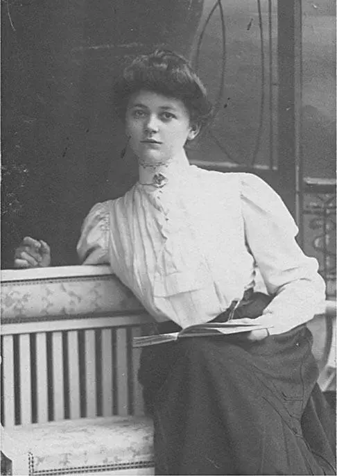 Frieda I August 1907 Vor drei Tagen ist Frieda in Cuxhaven an Bord des - фото 1
