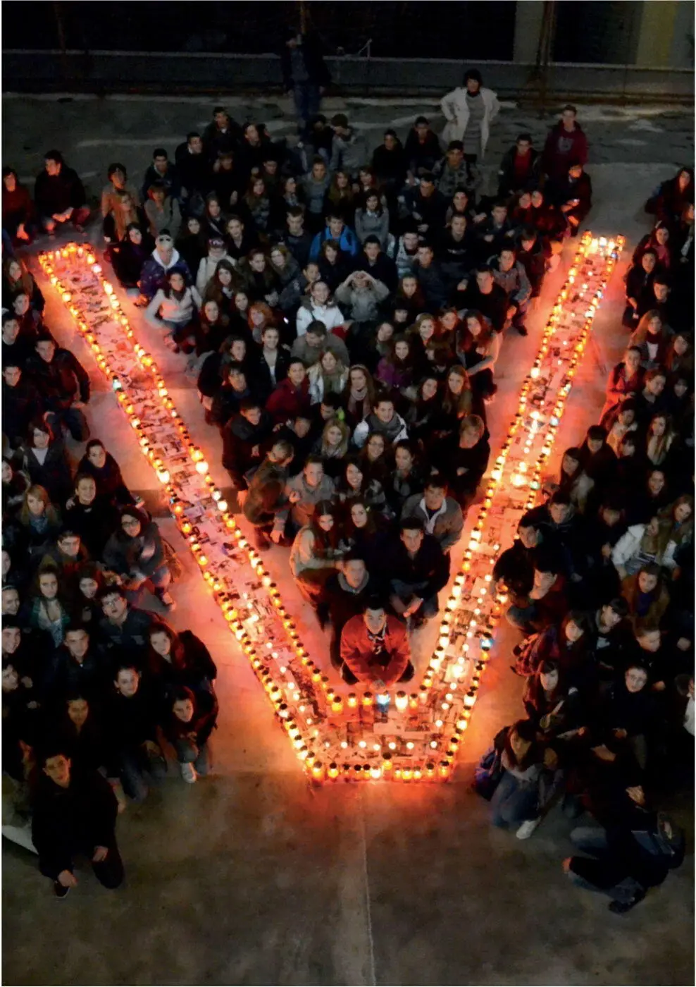Lichtermeer zum Gedenken an die Opfer in Vukovar VUKOVAR Heldenstadt - фото 30