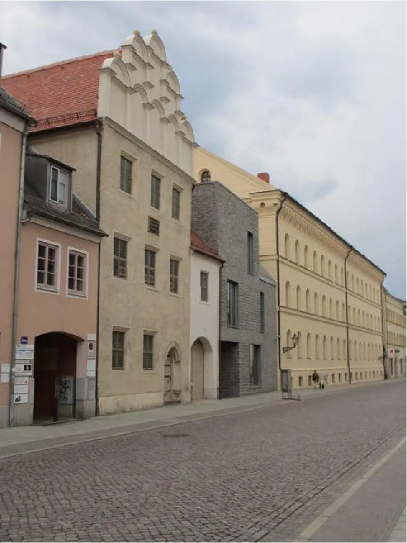Melanchthonhaus und Leucorea Alle kamen sie durch die Diele und auch das - фото 1