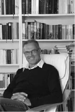 Der Autor Jürgen Weigel geboren 1955 Lehrer an einer Mittelschule in Bayern - фото 1
